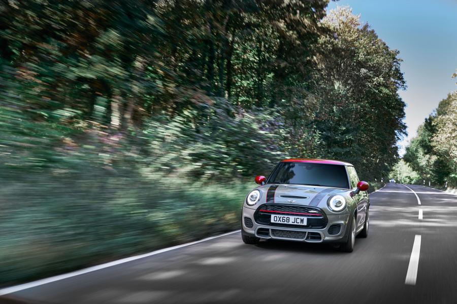  Mini John Cooper Works (F56) 2018 года  (WW) (фото 6 из 16)